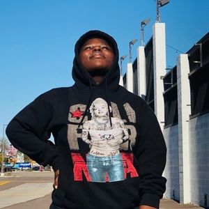 Meet your Posher, Uwizeya